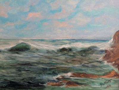 un tableau représentant une femme assise sur une planche de surf dans l'océan