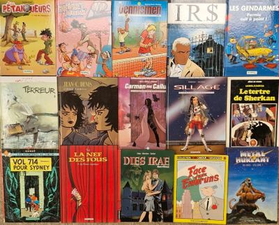 a lot of books that are sitting on a shelf