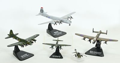 Collection d'Avions en Métal — Modèles Historiques - Photo 1