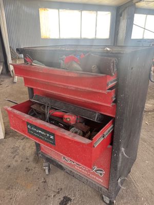 Servante à outils DOSSIER 17 : GARAGE