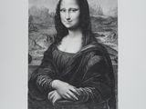 une photo en noir et blanc représentant un tableau d'une femme aux cheveux longs