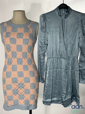 Lot de vêtements pour femmes contenant deux robes - THE KOOP…