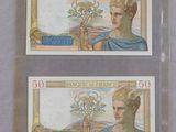 deux billets sur lesquels figurent les portraits d'une femme et d'un homme