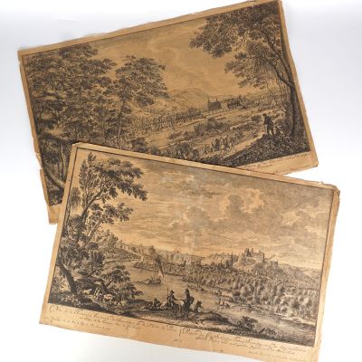 deux gravures anciennes représentant une vue d'une ville et d'une rivière