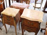 many pieces of furniture that are sitting on the floor