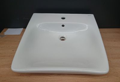 Lavabo Renova Comfort GEBERIT, adapté PMR.
