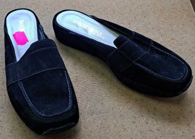 91 / Paire de chaussures - SAN MARINA - Pointure 39 //…