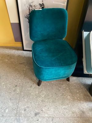 1 Fauteuil fixe LOUNGE. 53 x 62 x 77 cm, revêtement en velou…