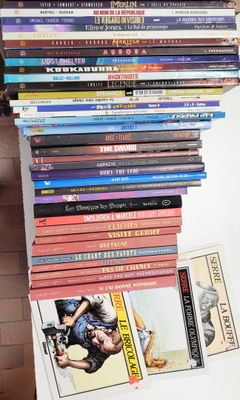 Carton de 38 bandes dessinées diverses, dont 9 vol les Human…