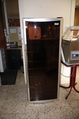 Cave à vin Frigelux. A vider
