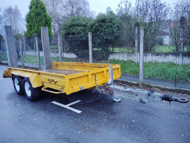 Porte-engin GOURDON VPR 350 immatriculée 6042 NM 23, 1ère mise en...
