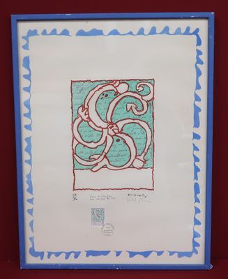 tableau représentant un cadre bleu et blanc orné d'un dessin de pieuvre