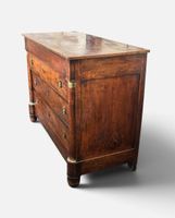 Commode en bois fruitier ouvrant en façade par quatre tiroir… (photo 3)