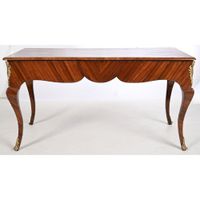 BUREAU PLAT LOUIS XV de forme mouvementée en placage de bois… (photo 5)