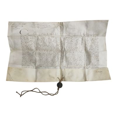 une feuille de papier sur laquelle on peut écrire, posée sur une table