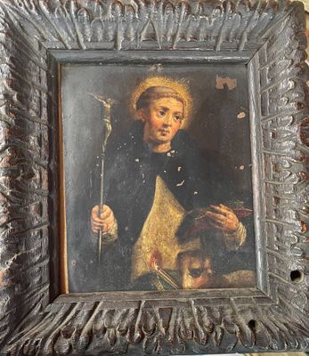un vieux tableau représentant un homme tenant un bâton, dans un cadre en bois