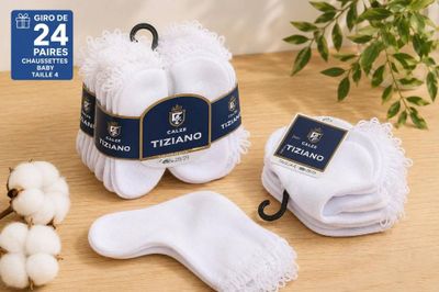 lot de 4 paires de chaussettes en coton blanc avec une étiquette noire et blanche