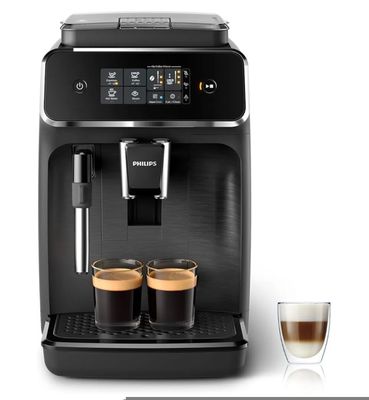 une machine à café noir avec deux tasses de café à côté