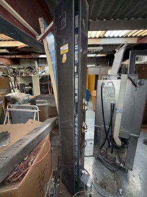 Colonne d'alimentation pour four