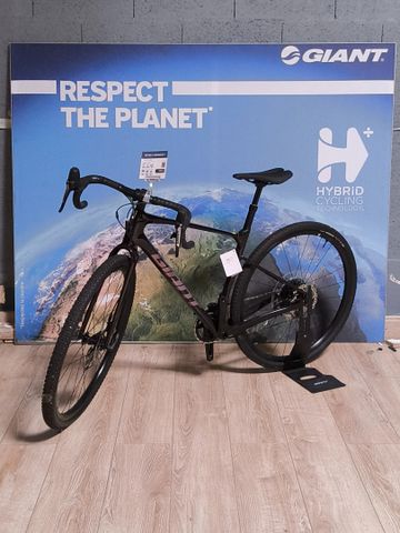GIANT - Vélo musculaire Revolt Advanced 1. Taille S