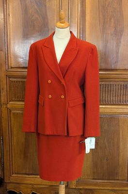 GREGORY PAT - Ensemble Tailleur - Jupe et veste sanguine bou…