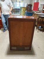 Chiffonnier de style Art Déco en placage de bois patiné ouvr… (photo 3)