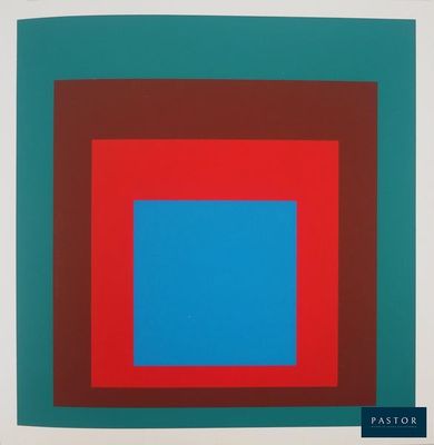 une image représentant un carré composé de carrés rouges, bleus et verts