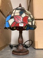 Lampe style TIFFANY. Haut. 30. Vente judiciaire faite aux fr…