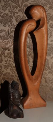 SCULPTURE en bois, La Maternité.