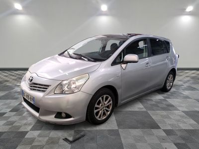 TOYOTA - VERSO 126 D-4D 5PL FAP SKYVIEW CONNECT - GO - Mise …