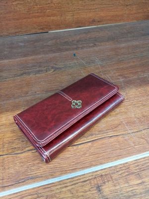 Lot de 87 portefeuilles en cuir synthétique