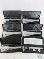 Lot de 6 pieds à coulisse, dont 1 numérique.