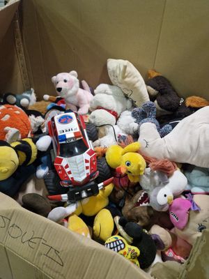 palette d'environ 40kg de jeux/jouets d'occasion pour enfant…