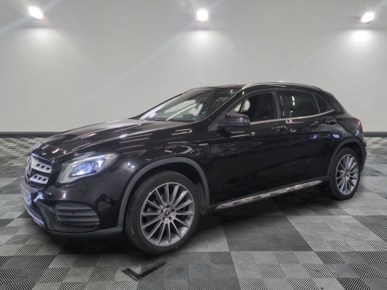 MERCEDES-BENZ - GLA 180 SPORT EDITION - ES - Mise en service…