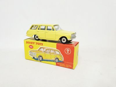 DINKY G.B. réf 141 Vauxhall Victor Estate, jaune/intérieur b…