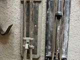 many tools that are on the wall next to each other