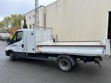 a white truck that is parked in a parking lot