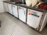Un tour réfrigéré 5 portes BERTRAND; (photo 2)