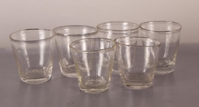 [ DIVERS ] Ensemble de six Lumignons ou veilleuses en verre … - Photo 1