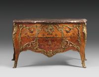 Commode en bois de placage marqueté à décor de fleurs, ouvra…
