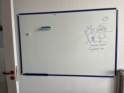 10 tableaux à feutres ou liège.