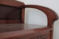 Meuble de présentation en bois sculpté ouvrant par deux vant… (photo 4)
