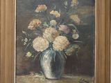 une peinture de fleurs dans un vase sur une table