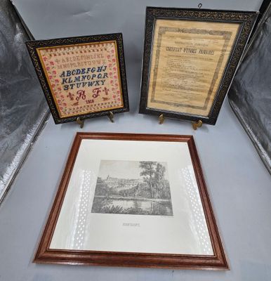 50 / F3 / Lot de trois encadrements : un abécédaire en …