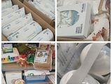 de nombreuses photos différentes représentant divers objets contenus dans une boîte