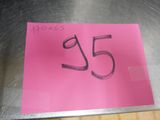 un post-it rose sur lequel est inscrit le chiffre 35