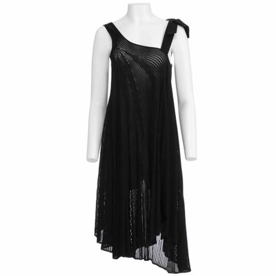 a black dress on a mannequin mannequin mannequin mannequin mannequin mannequin mannequin mannequin mannequin