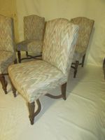 Ensemble de quatre chaises à piétement en gaine, en bois scu… (photo 3)
