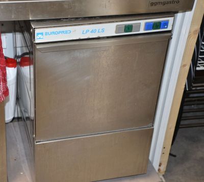 an image of a dishwasher in a kitchen