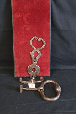 an image of a pair of scissors sitting on top of a red box